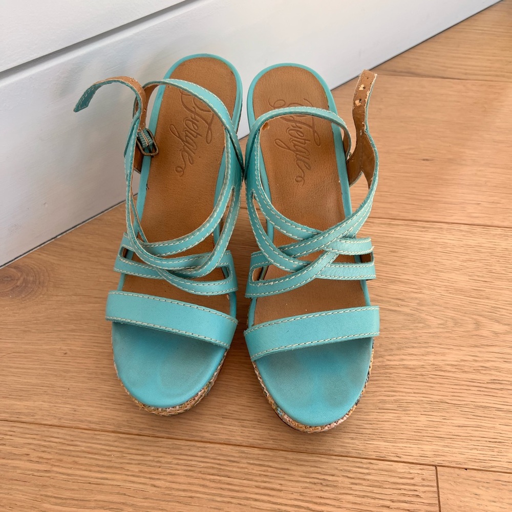 Fergie turquoise chevron pattern platform heels